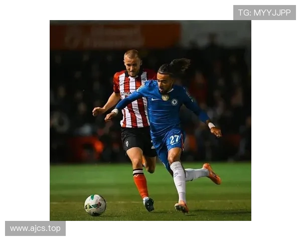 💡切尔西半场小胜利物浦控球占优但进攻受限两队仅两次射正